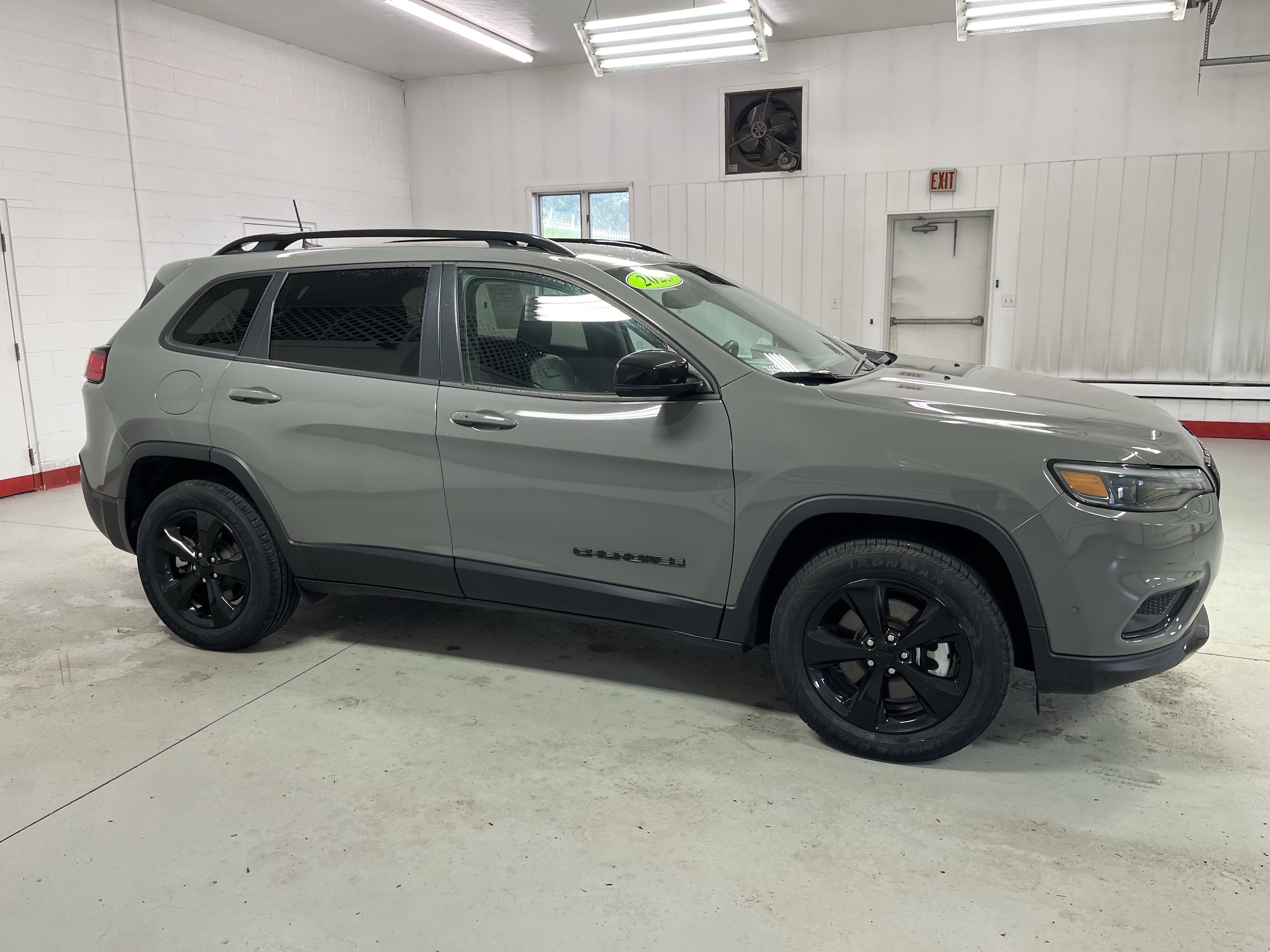 2023 Jeep Cherokee Altitude Lux 4X4's photo