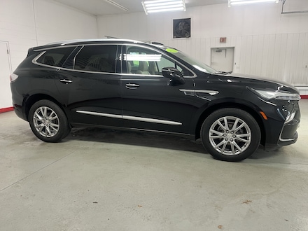 2022 Buick Enclave Essence SUV