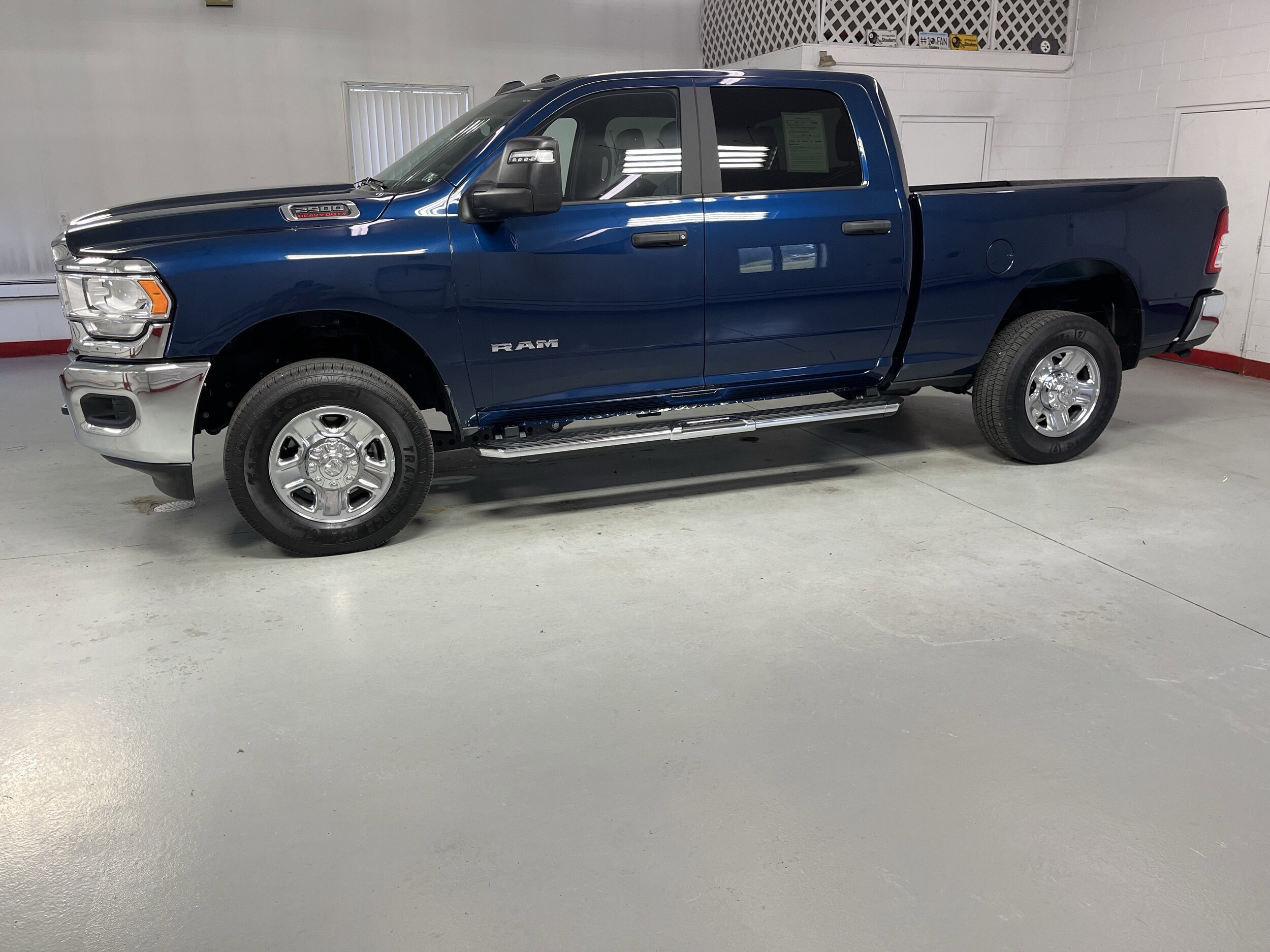 2024 Ram 2500 Big Horn photo 3