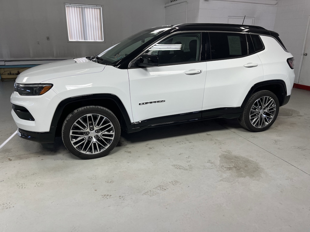 Used 2022 Jeep Compass Limited SUV