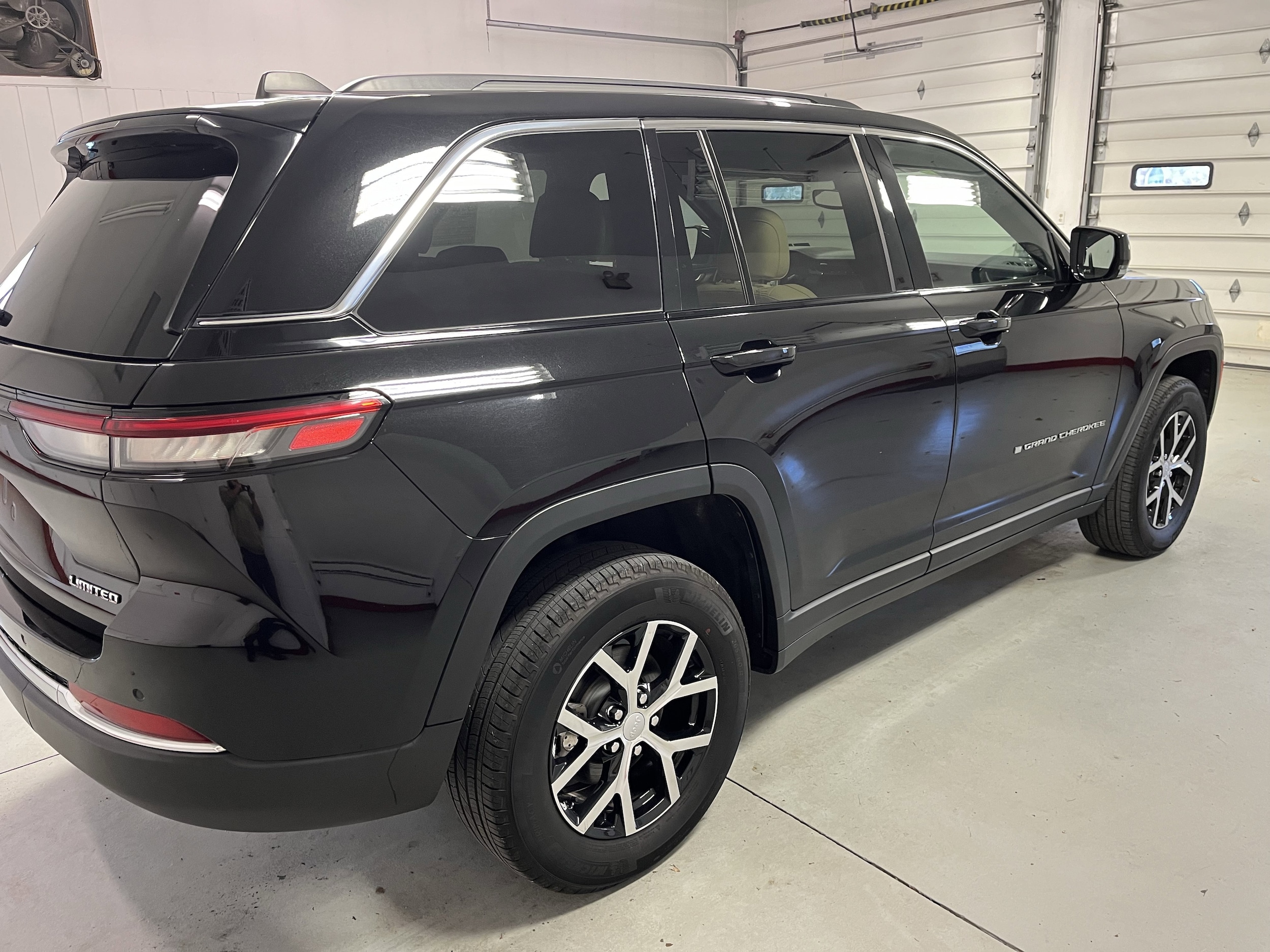 2023 Jeep Grand Cherokee Limited - Photo 7