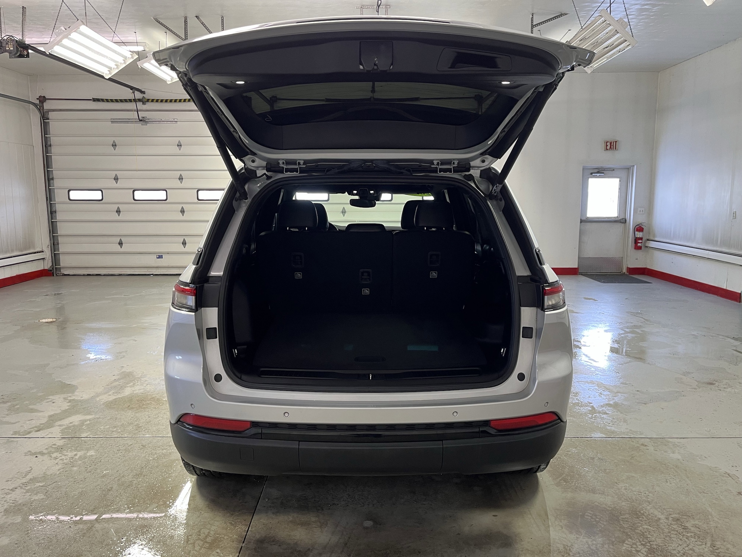 2023 Jeep Grand Cherokee Altitude - Photo 27
