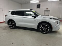 2023 Mitsubishi Outlander Plug-In Hybrid SEL SUV