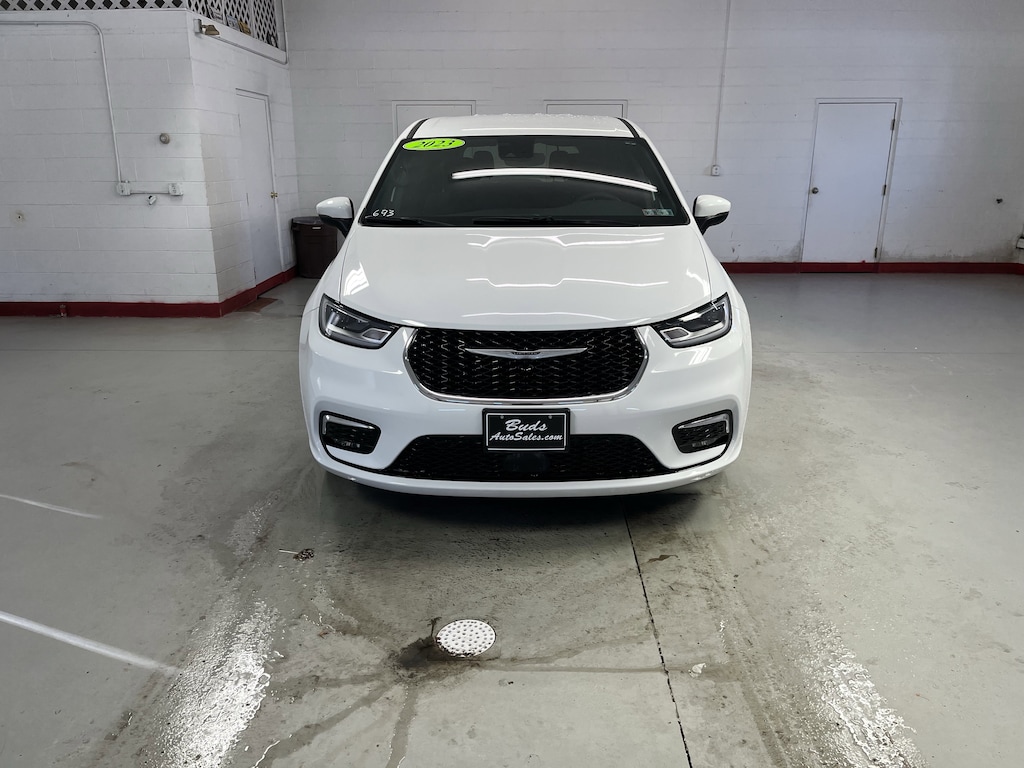 Used 2023 Chrysler Pacifica Touring Van Passenger Van