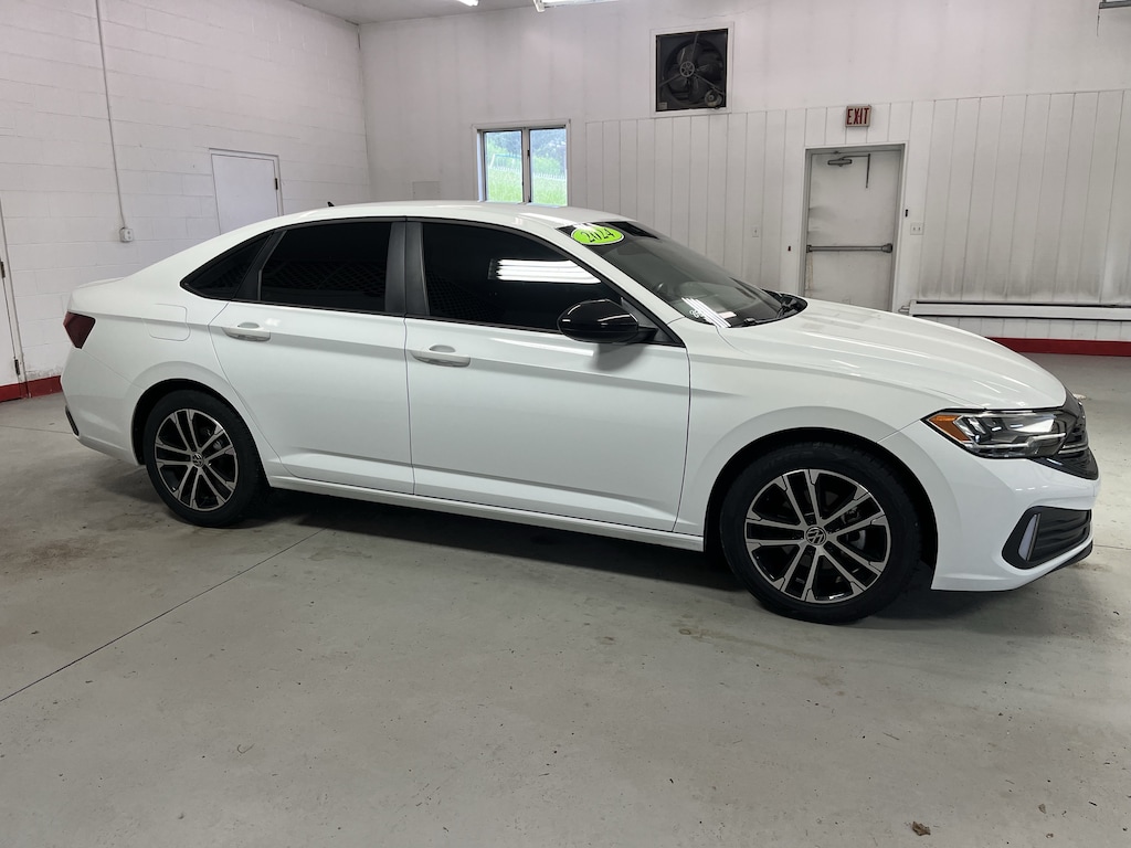 Used 2024 Volkswagen Jetta Sport Sedan