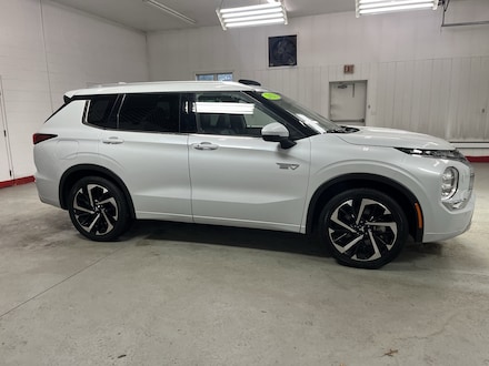 2023 Mitsubishi Outlander Plug-In Hybrid SEL SUV
