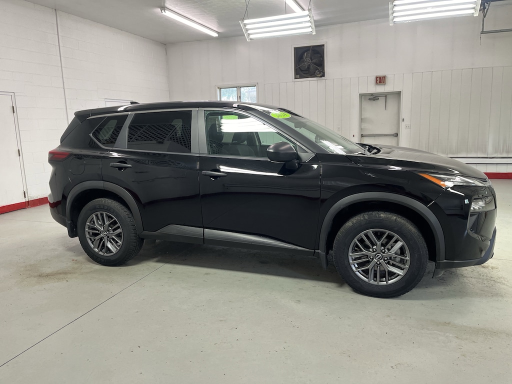 Used 2024 Nissan Rogue S SUV