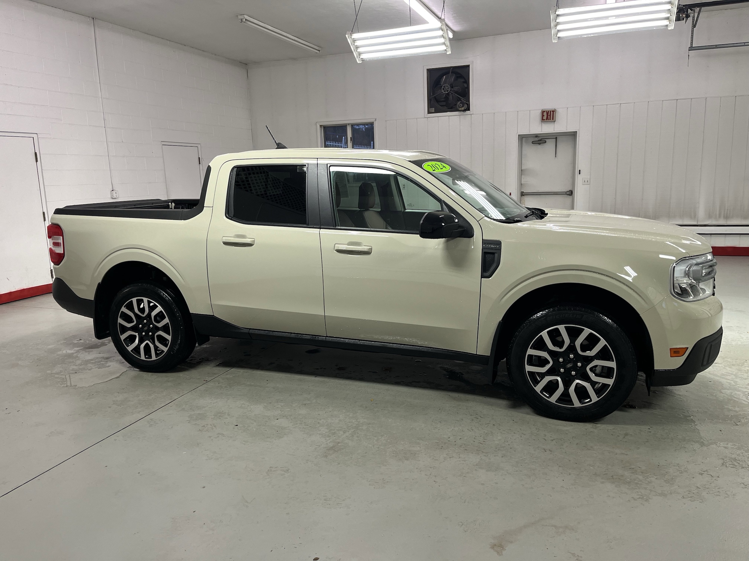 2024 Ford Maverick Lariat's photo