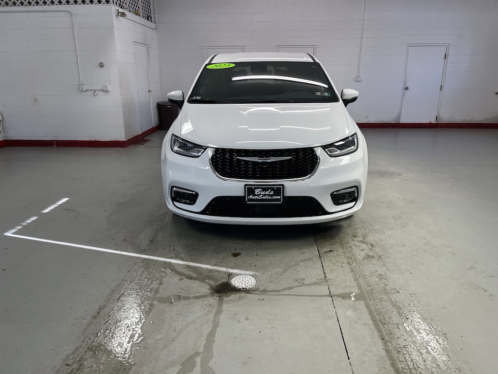 Used 2023 Chrysler Pacifica Touring Van Passenger Van