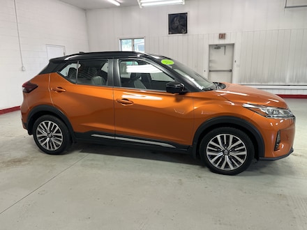 2023 Nissan Kicks SR SUV