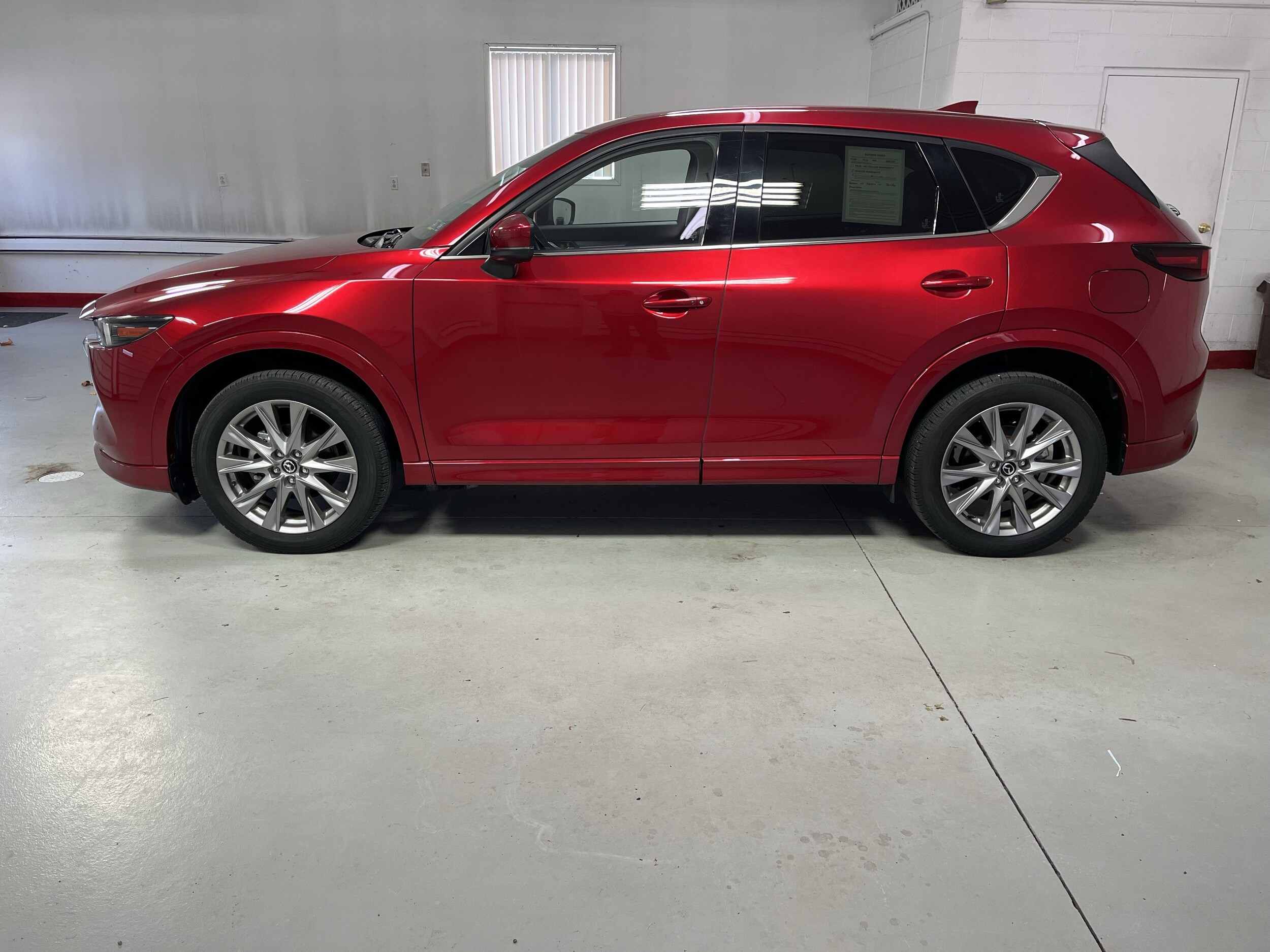 2024 Mazda CX-5 2.5 S Premium photo 3