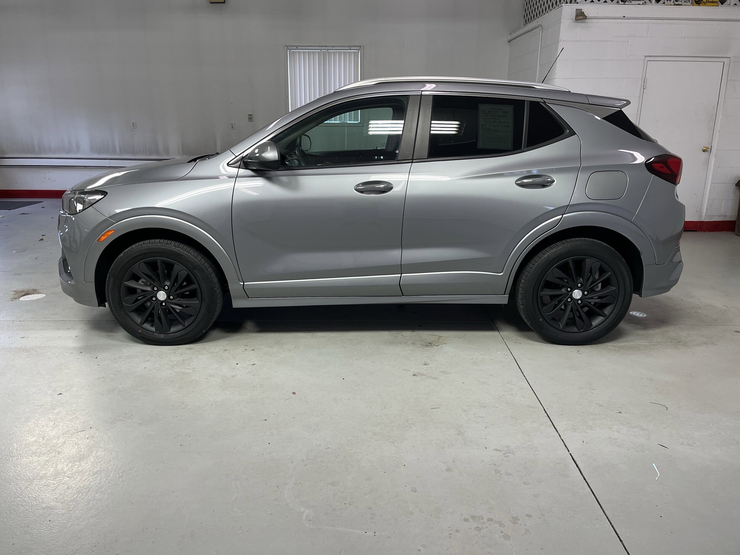 2023 Buick Encore GX Select photo 2