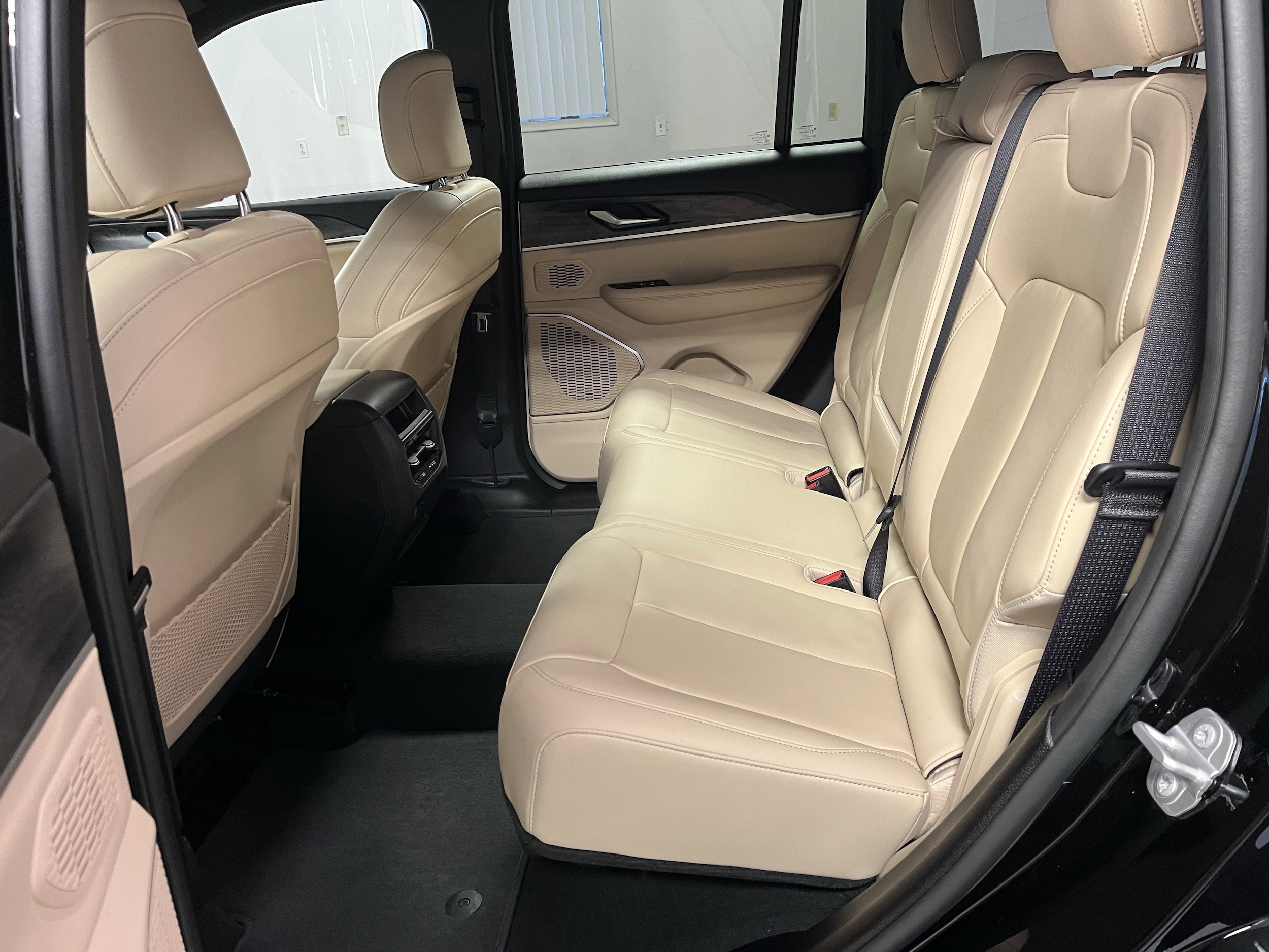 2023 Jeep Grand Cherokee Limited - Photo 24