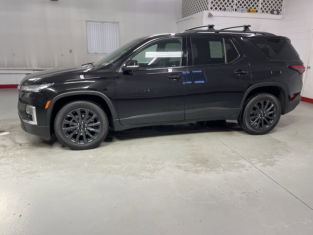 Used 2023 Chevrolet Traverse RS SUV