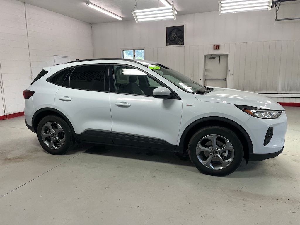 Used 2025 Ford Escape ST-Line SUV