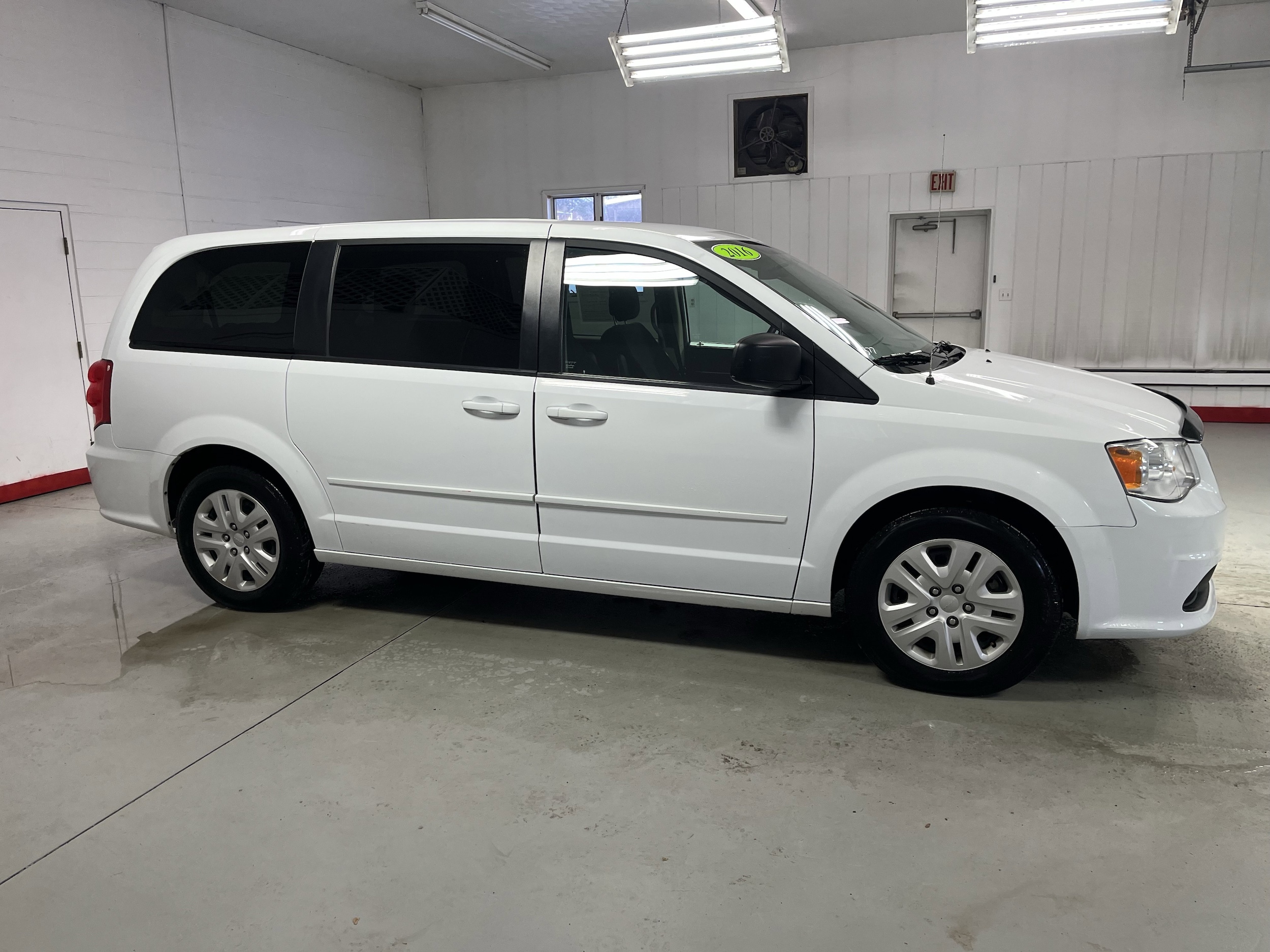 2016 Dodge Grand Caravan SE's photo