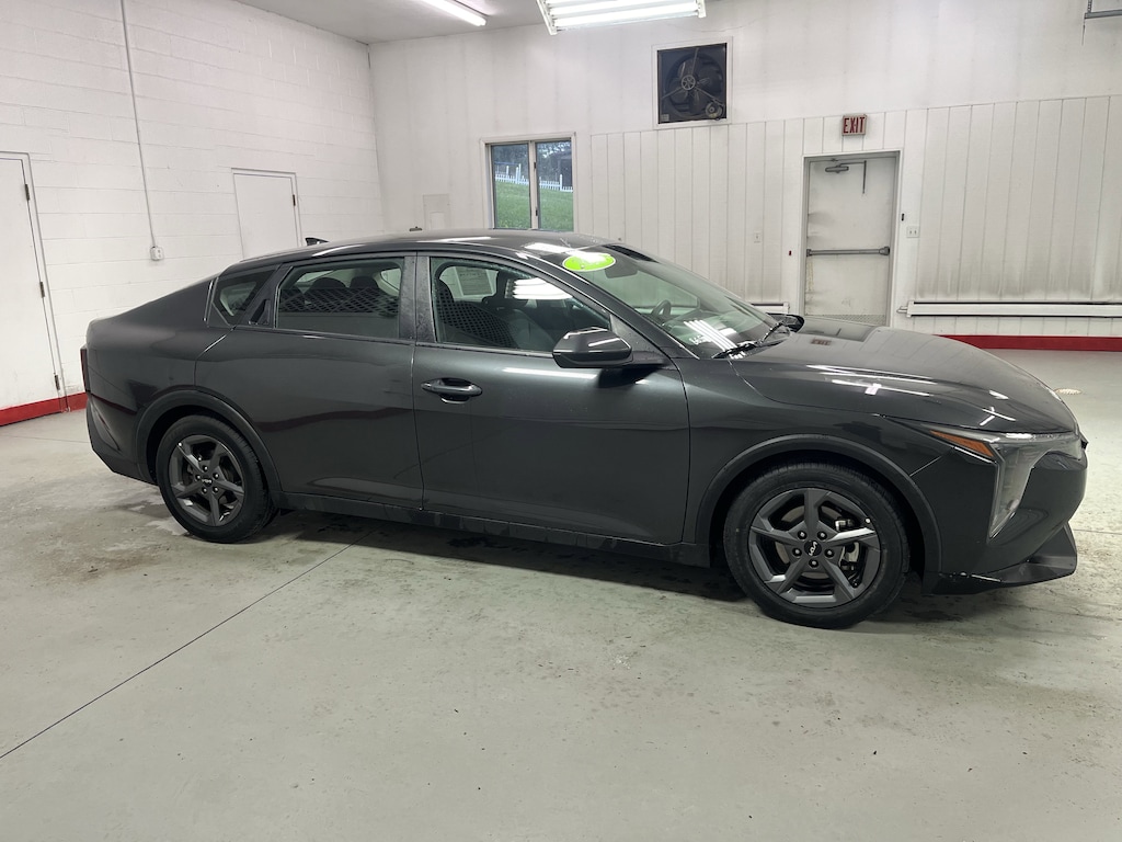 Used 2025 Kia K4 LXS Sedan