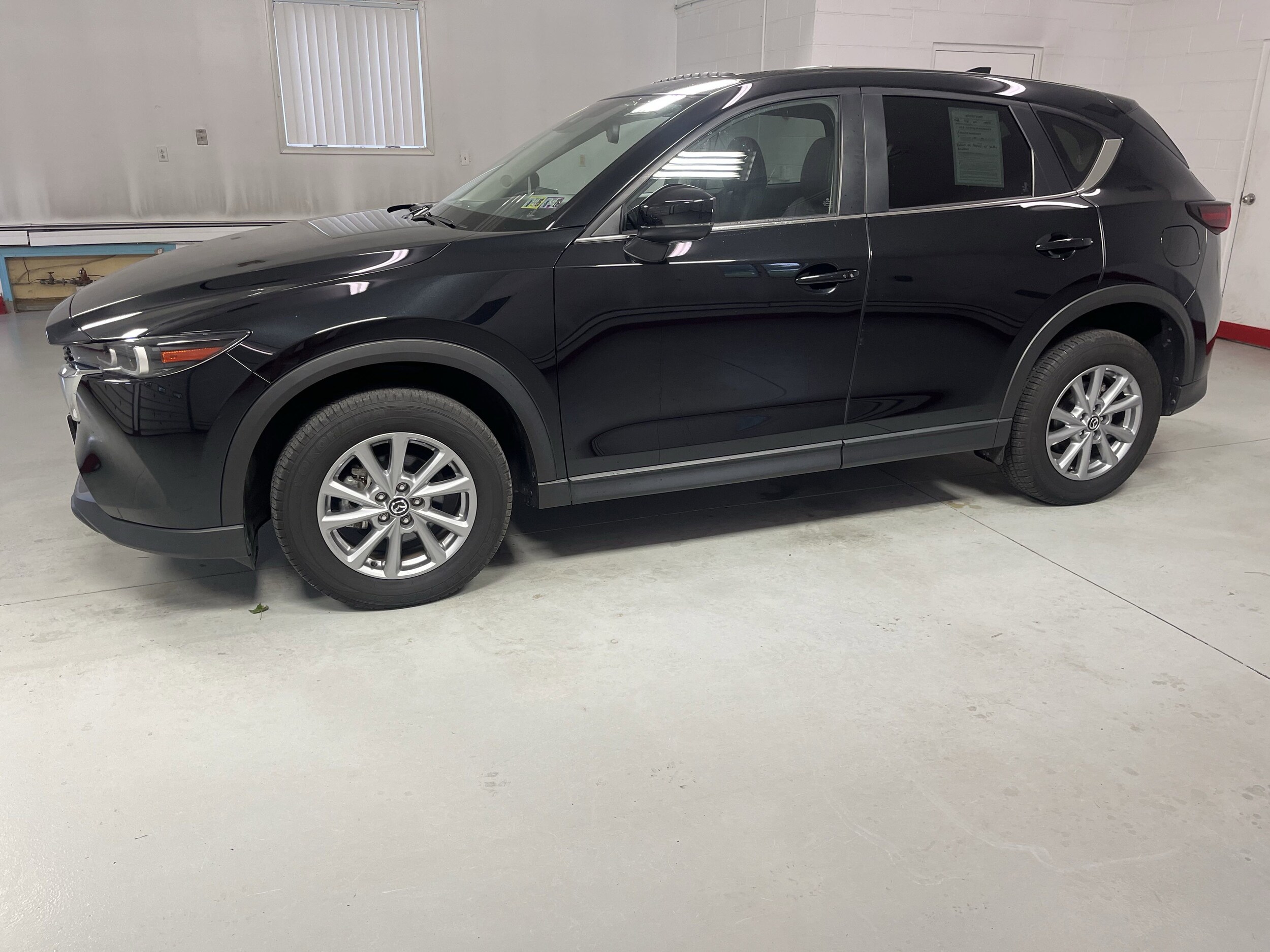 2023 Mazda CX-5 2.5 S Preferred photo 3