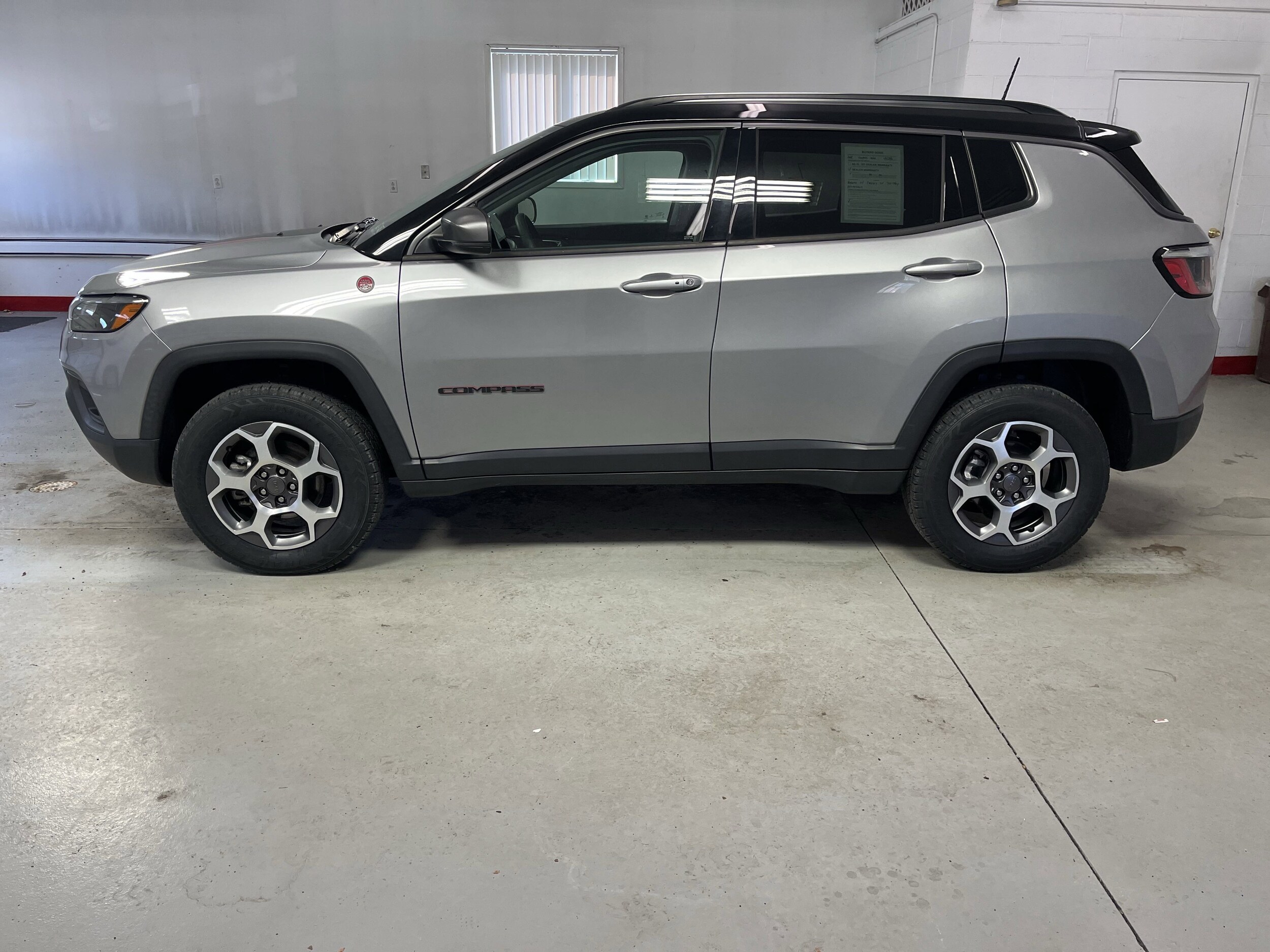 2022 Jeep Compass Trailhawk photo 4