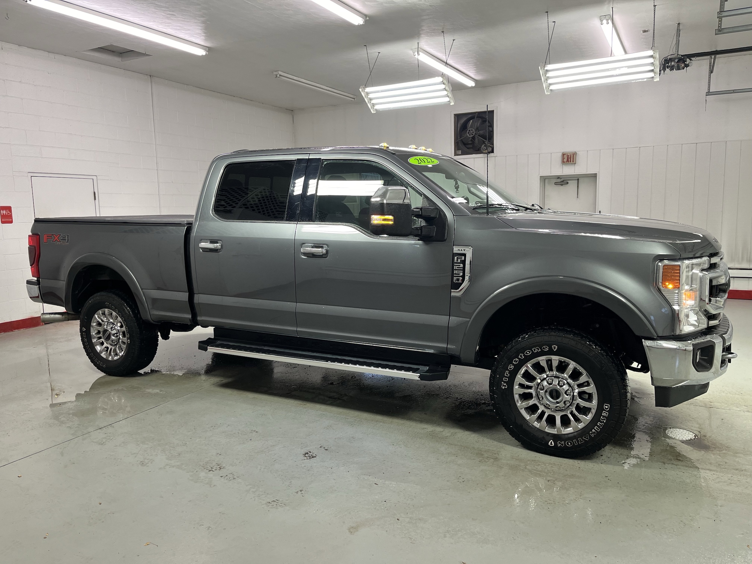 2022 Ford F-250 Super Duty XLT's photo