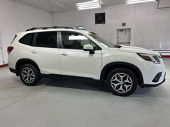 2022 Subaru Forester Premium SUV