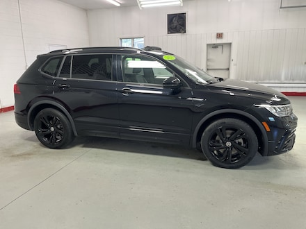 2023 Volkswagen Tiguan SE R-Line Black SUV