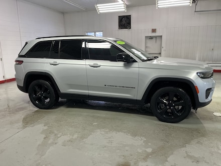 2023 Jeep Grand Cherokee Altitude SUV