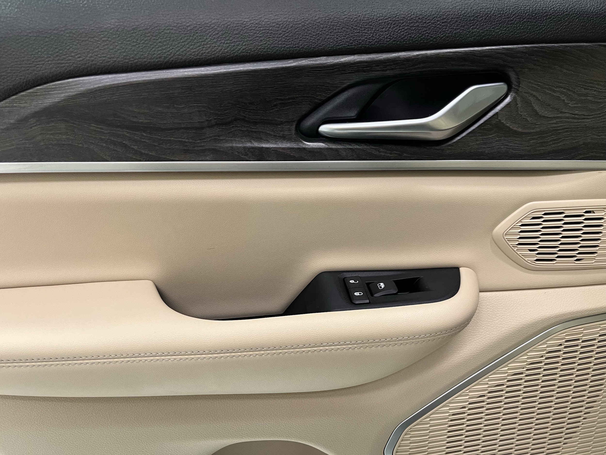 2023 Jeep Grand Cherokee Limited - Photo 25