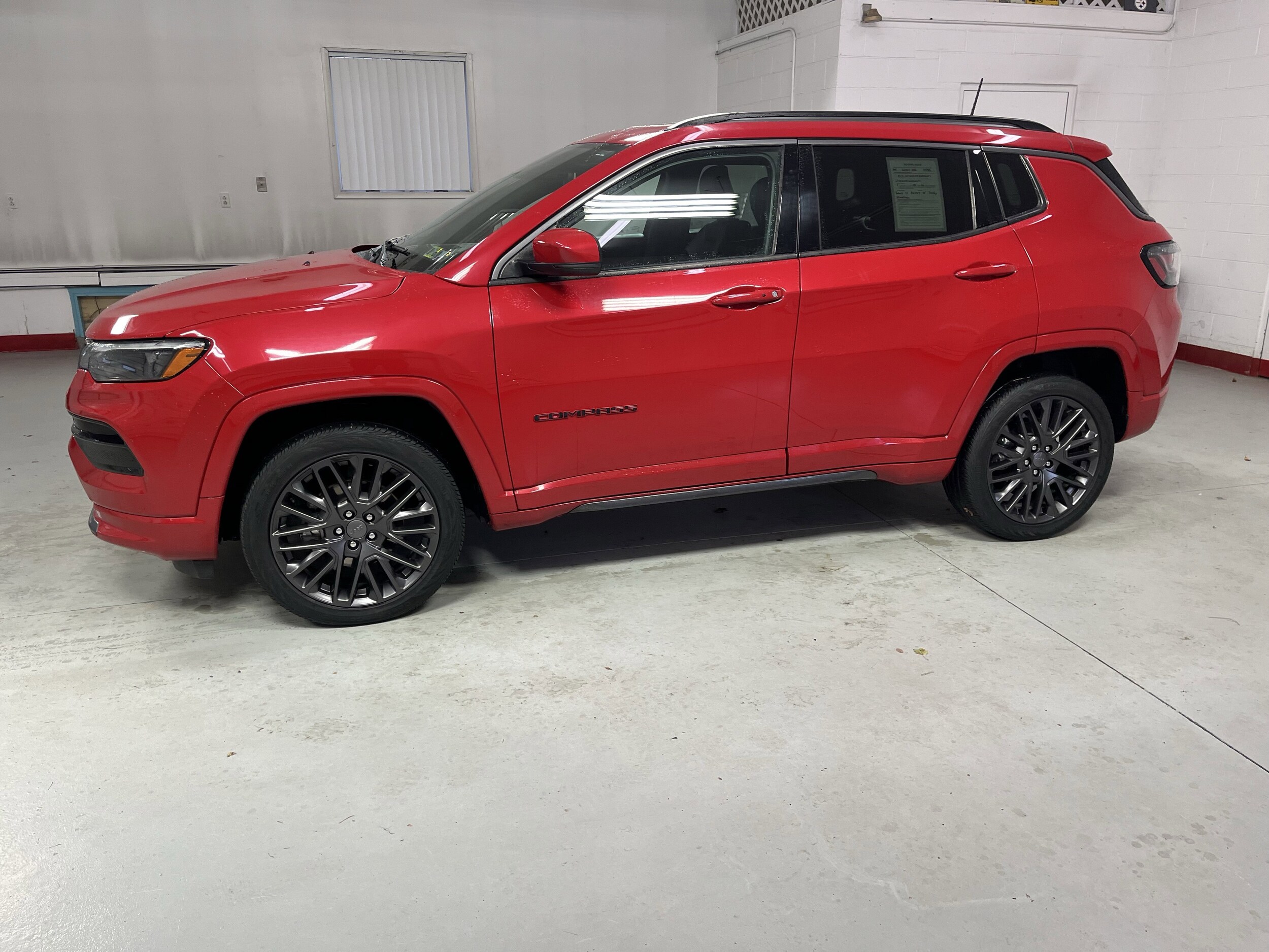 2022 Jeep Compass Red Edition photo 2