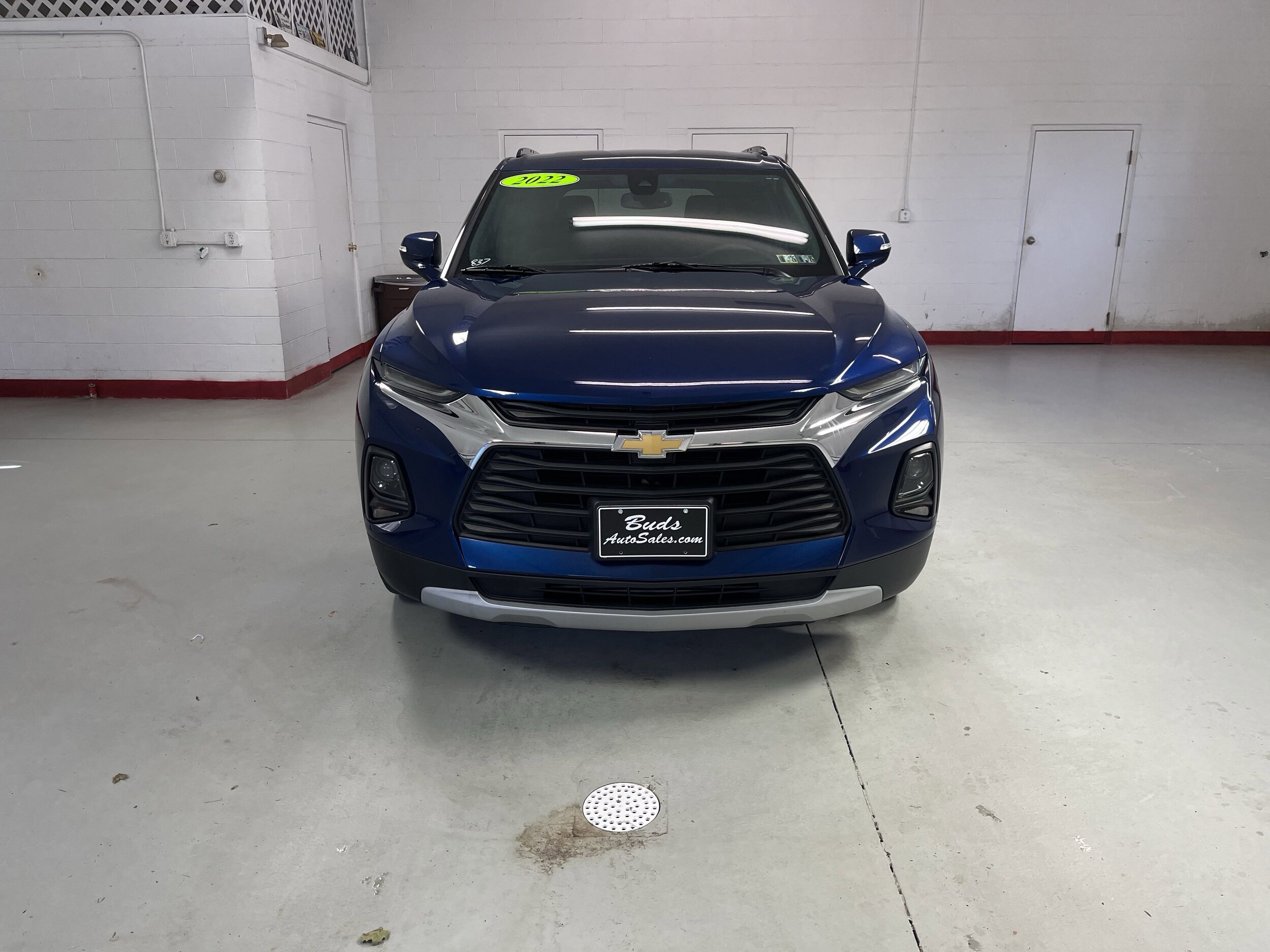 2022 Chevrolet Blazer 2LT photo 2