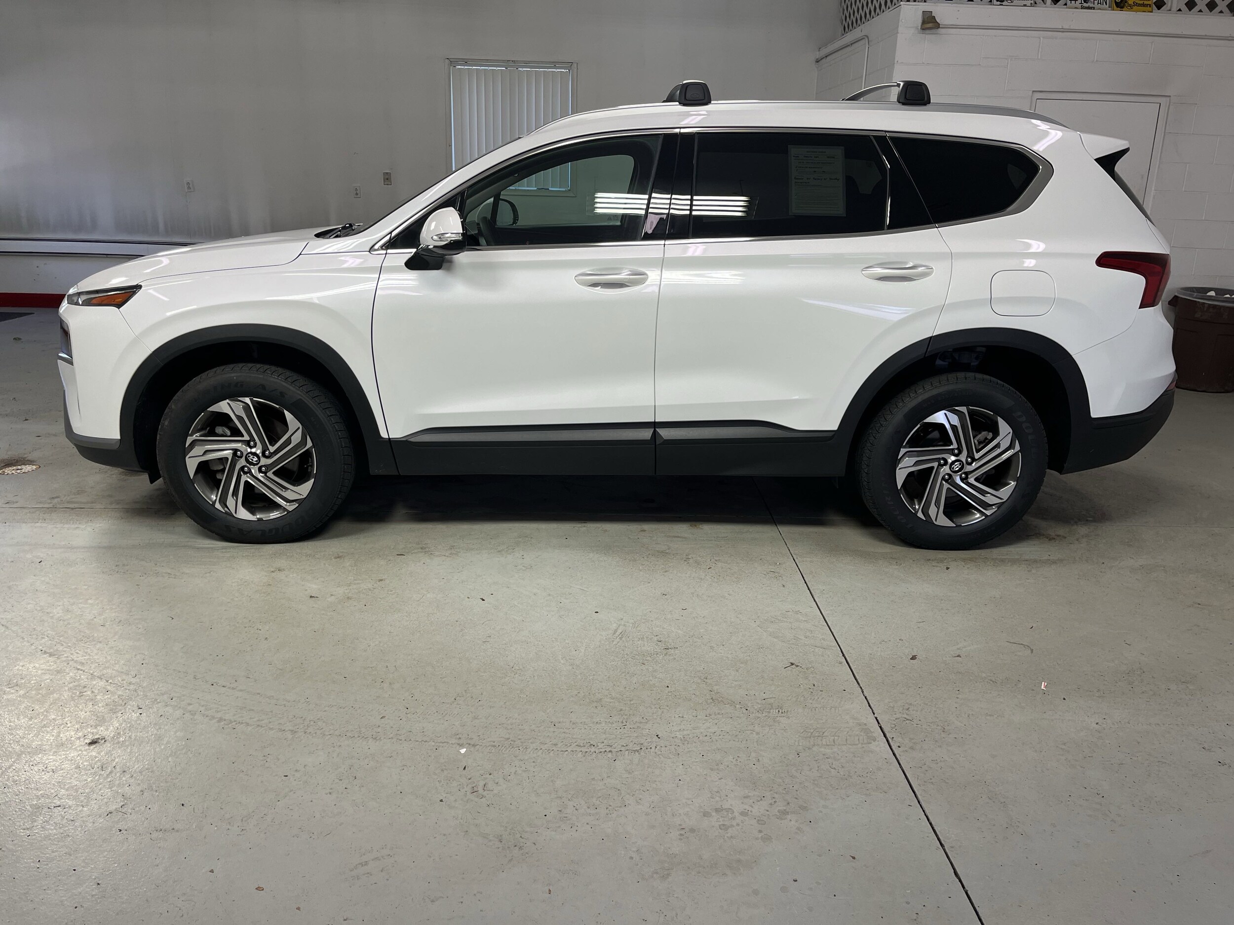 2023 Hyundai Santa Fe SEL photo 4