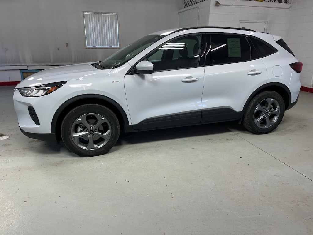 Used 2025 Ford Escape ST-Line SUV