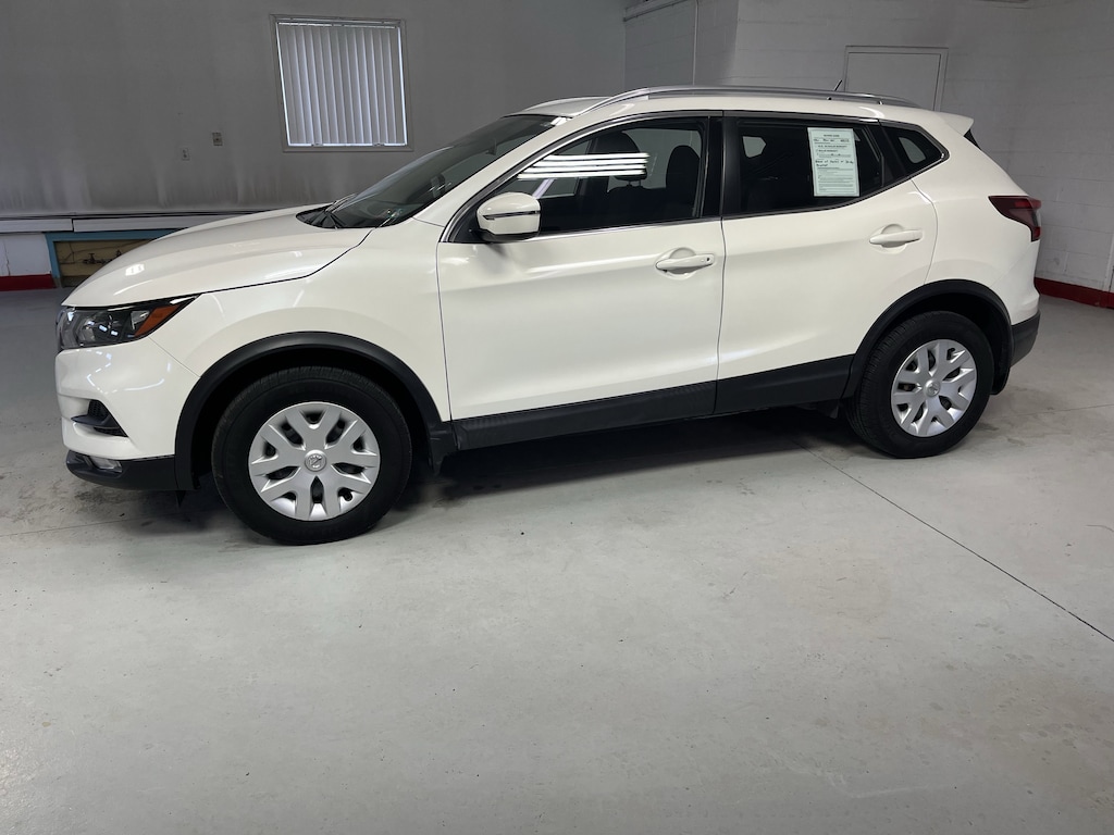 Used 2021 Nissan Rogue Sport SV SUV