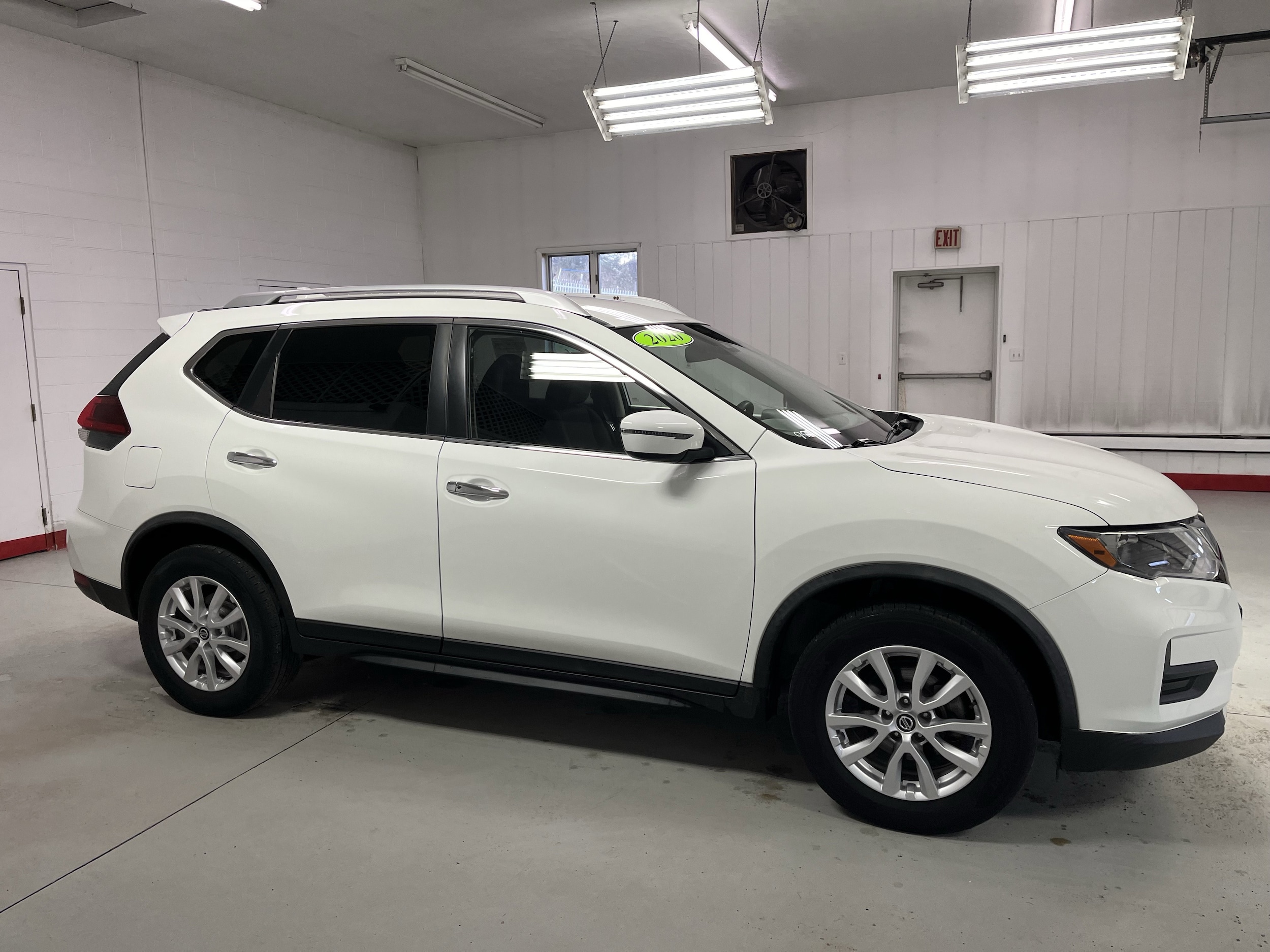 2020 Nissan Rogue SV