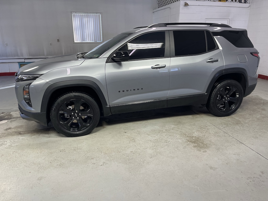 Used 2025 Chevrolet Equinox AWD LT SUV