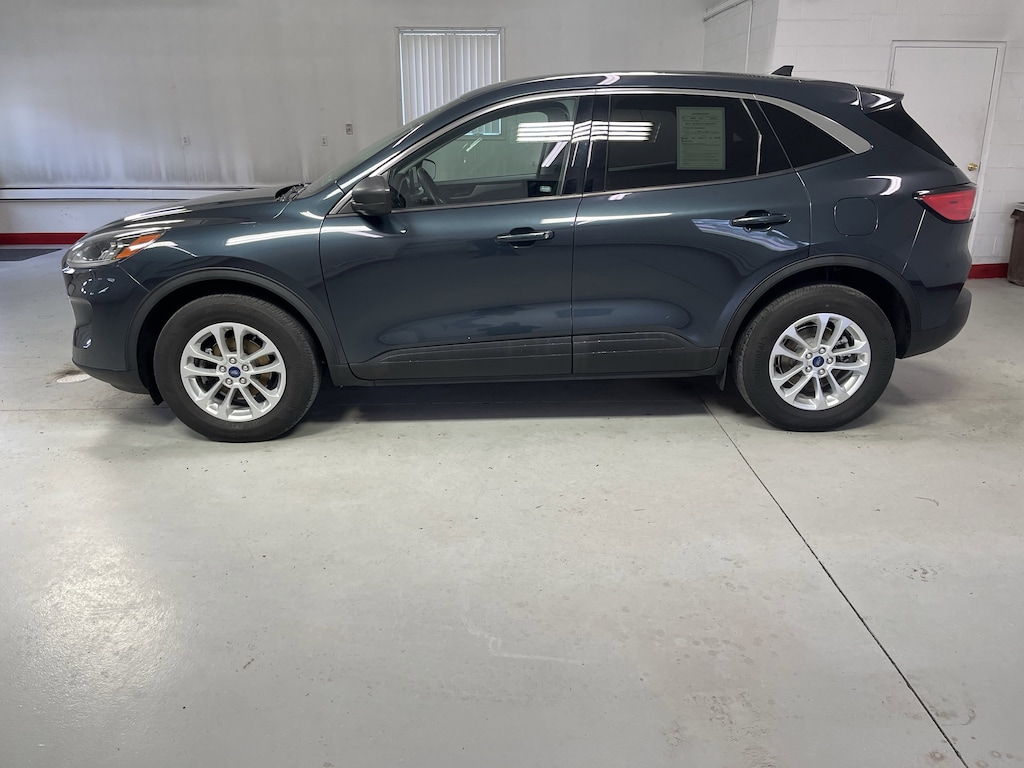 Used 2022 Ford Escape SE SUV