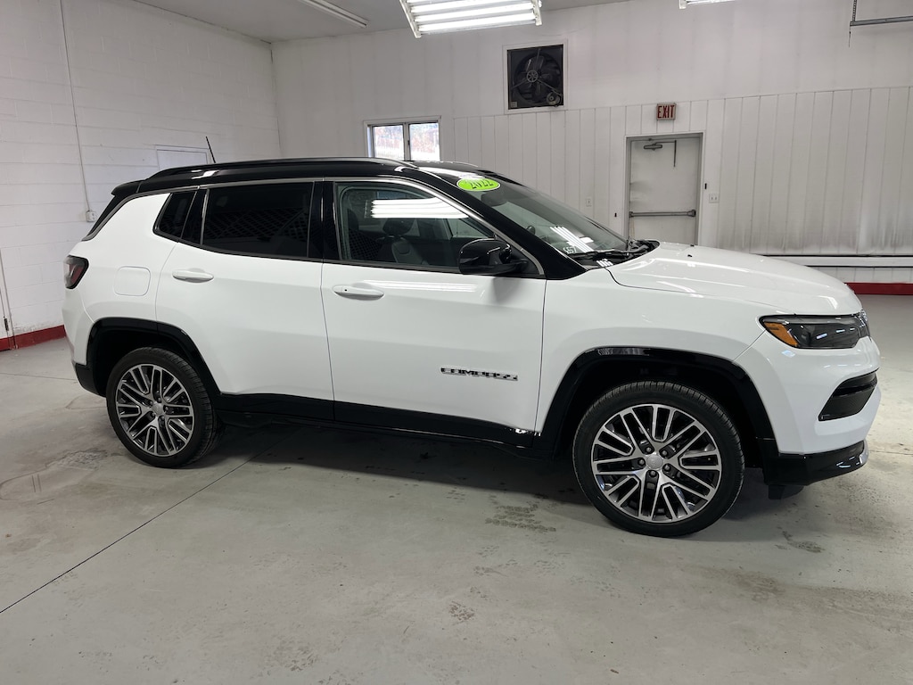 Used 2022 Jeep Compass Limited SUV