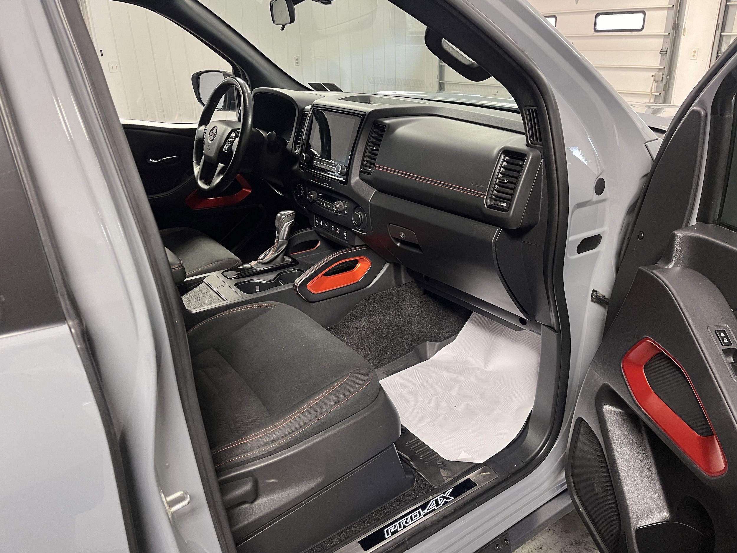 2022 Nissan Frontier PRO-4X - Photo 10