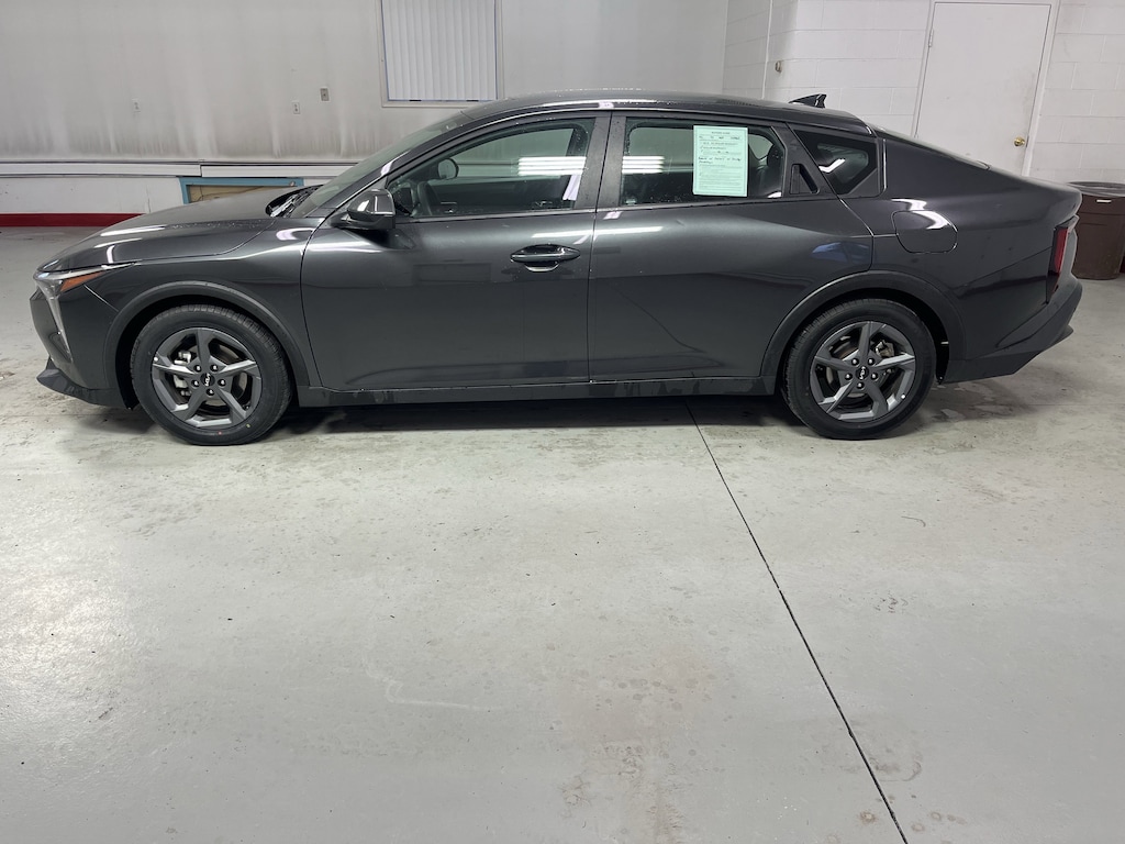 Used 2025 Kia K4 LXS Sedan