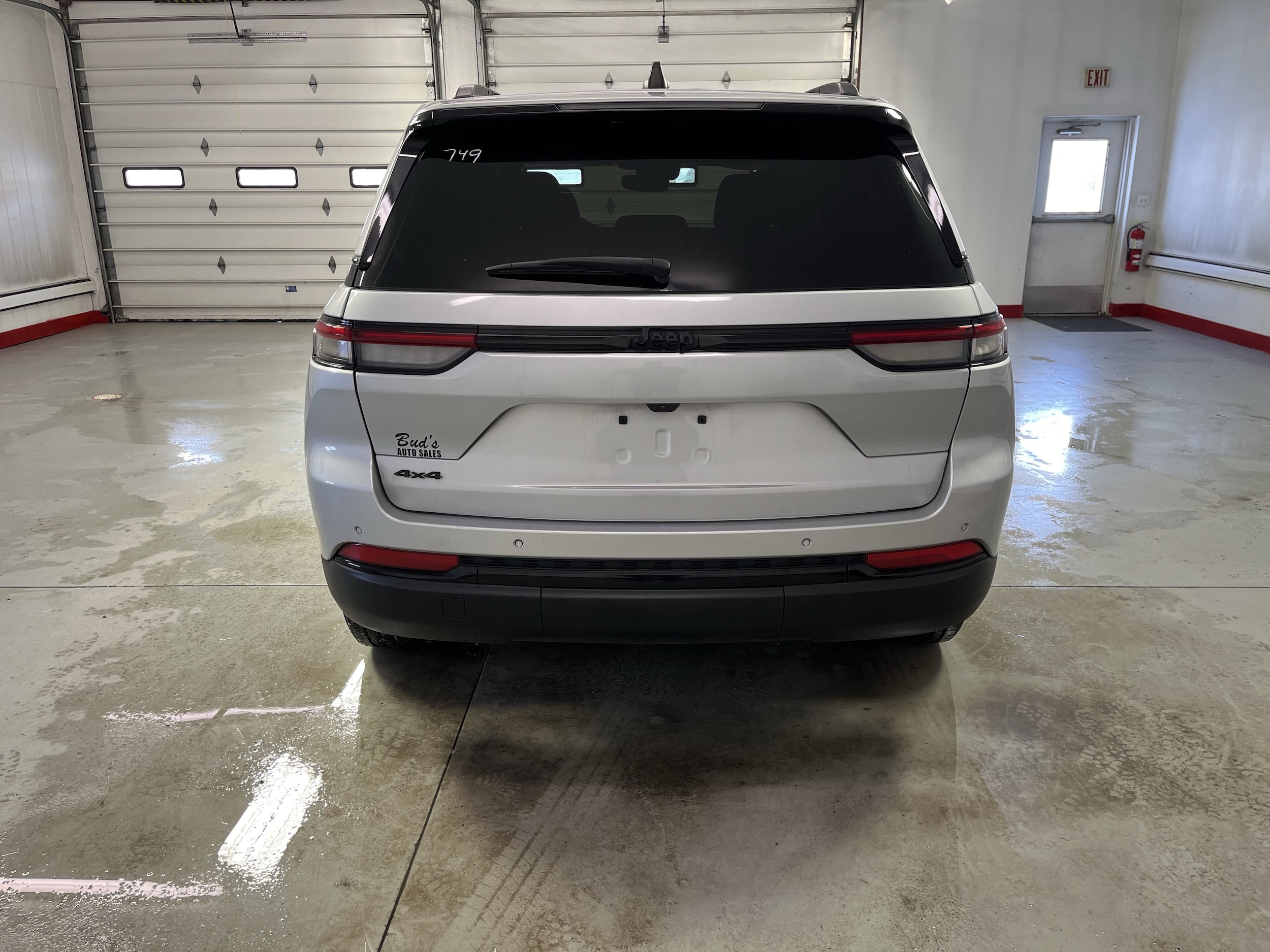2023 Jeep Grand Cherokee Altitude - Photo 6