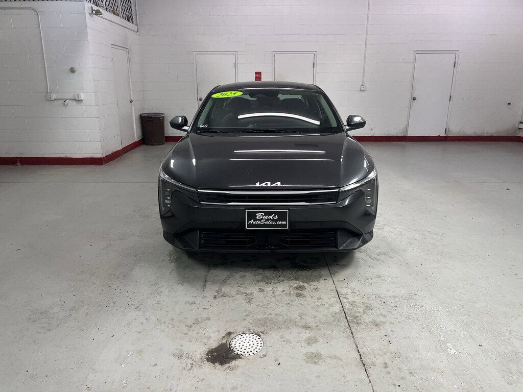 Used 2025 Kia K4 LXS Sedan