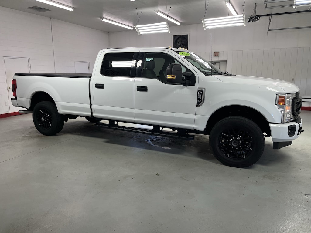 Used 2022 Ford F-250 XLT Truck Crew Cab