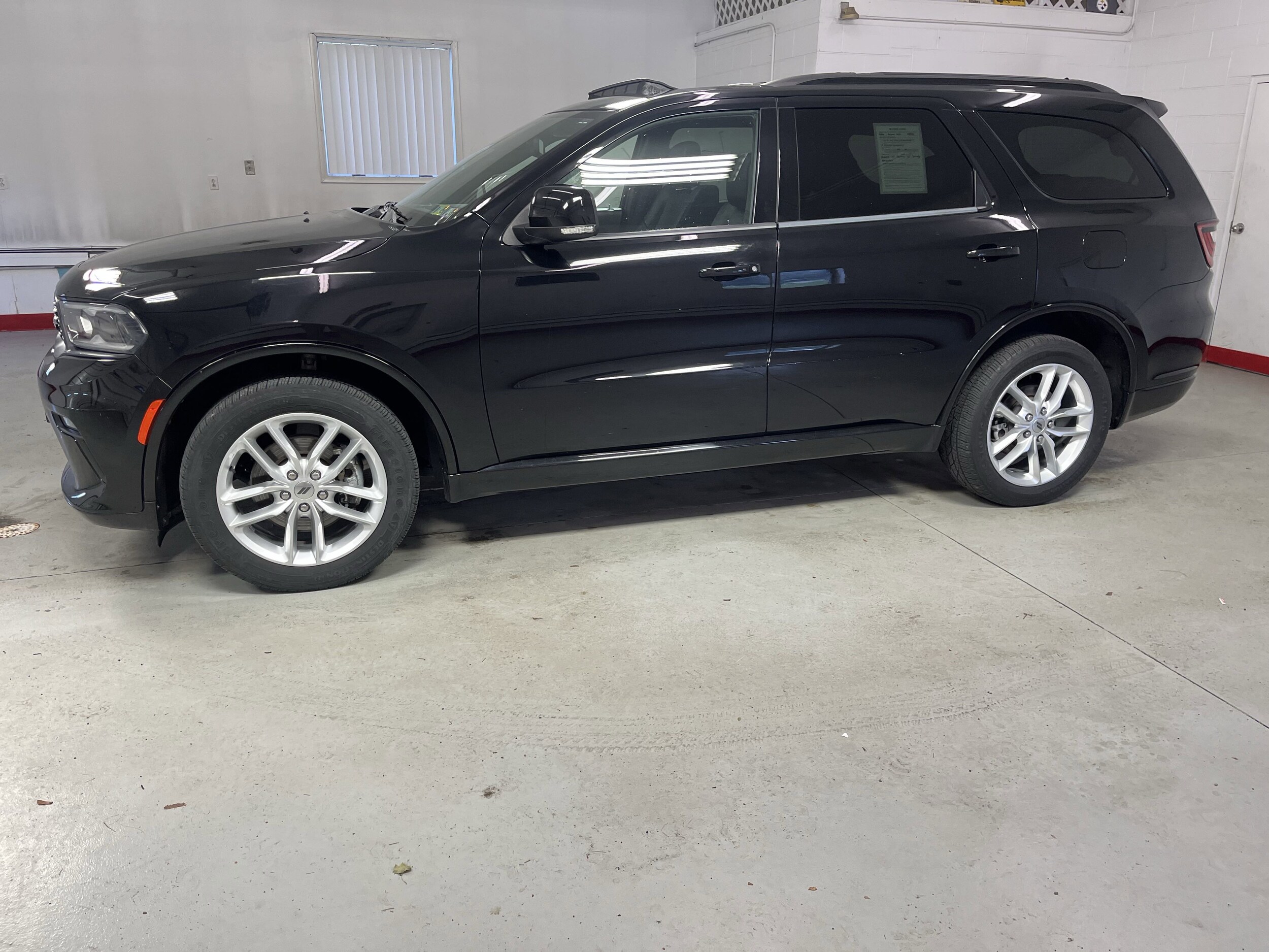 2022 Dodge Durango GT Plus photo 3
