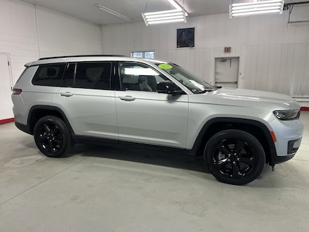 2023 Jeep Grand Cherokee Altitude SUV