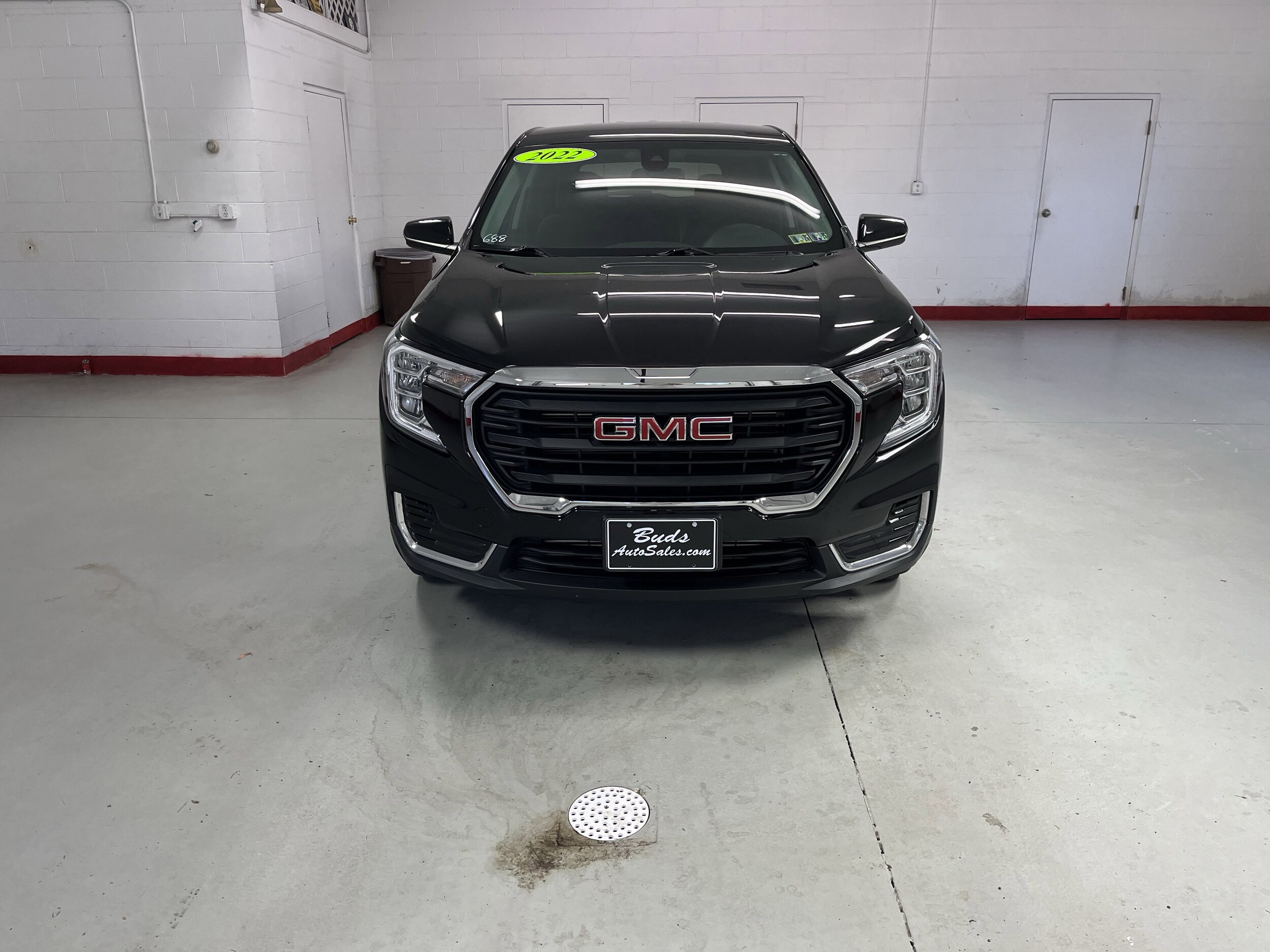 2022 Gmc Terrain SLE photo 2