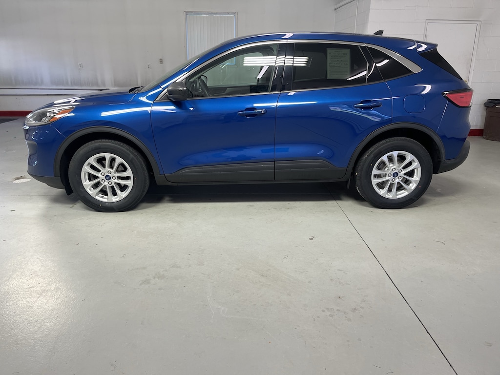 Used 2022 Ford Escape SE SUV