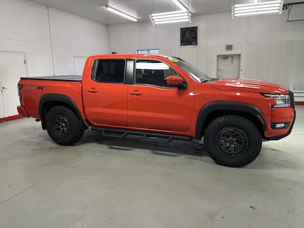 2025 Nissan Frontier PRO-4X Truck Crew Cab