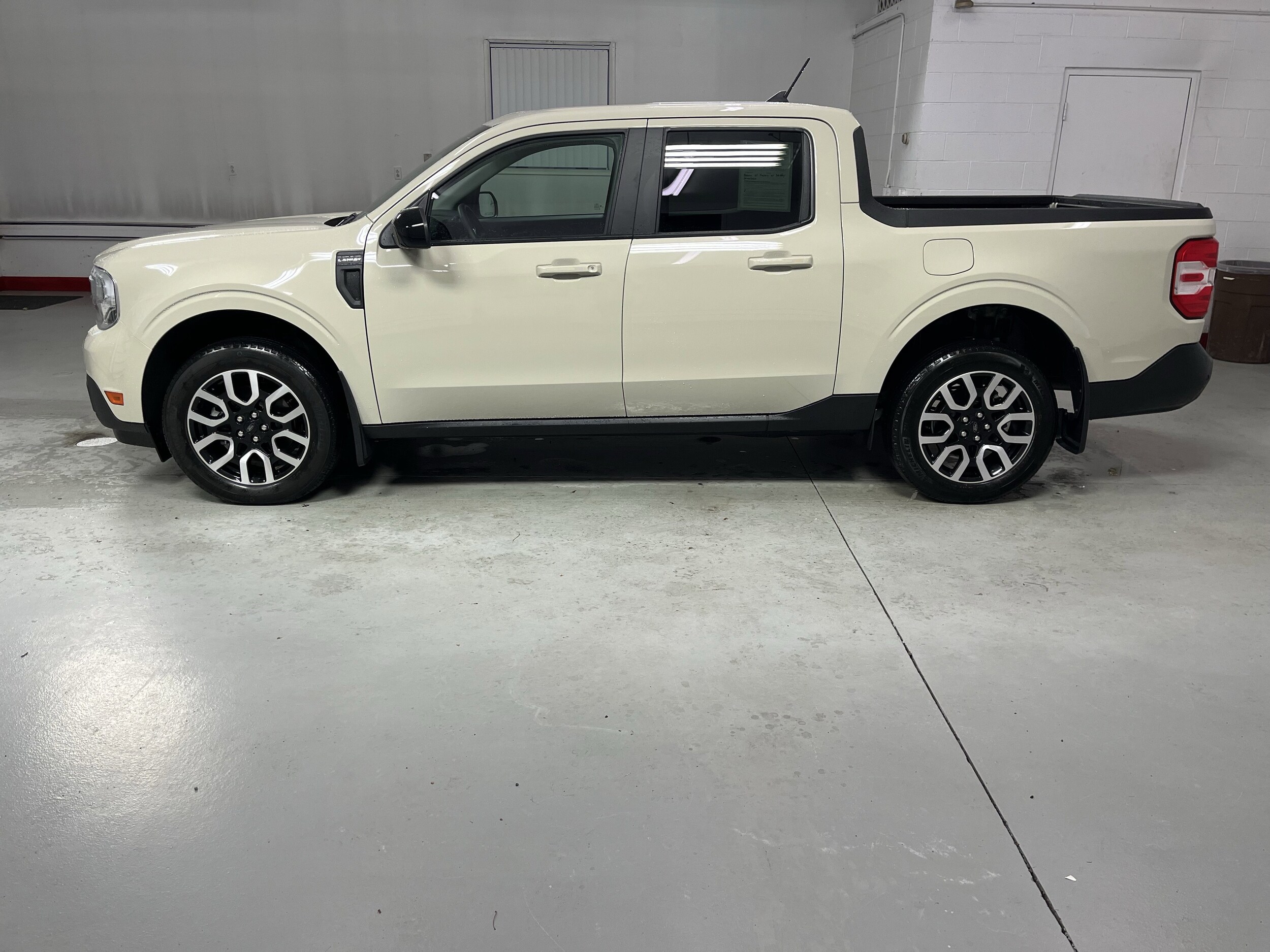 2024 Ford Maverick Lariat photo 4