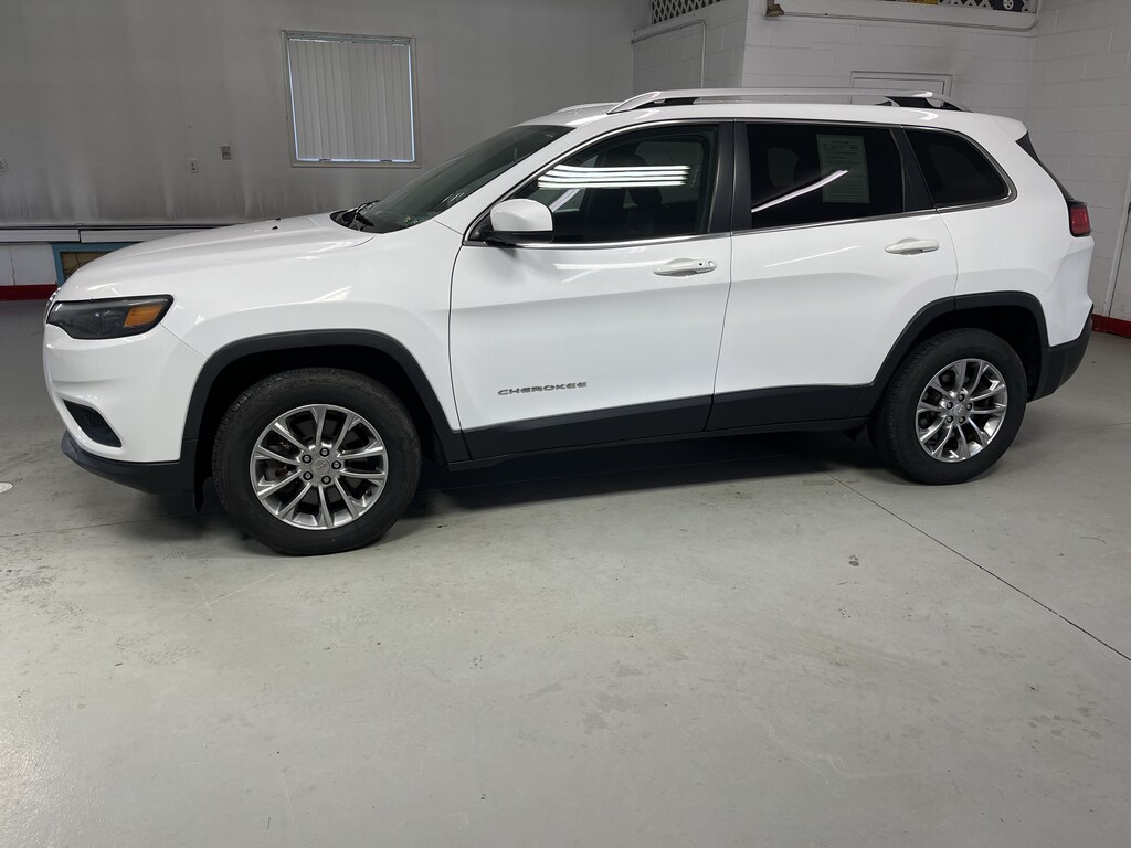 Used 2019 Jeep Cherokee Latitude Plus SUV