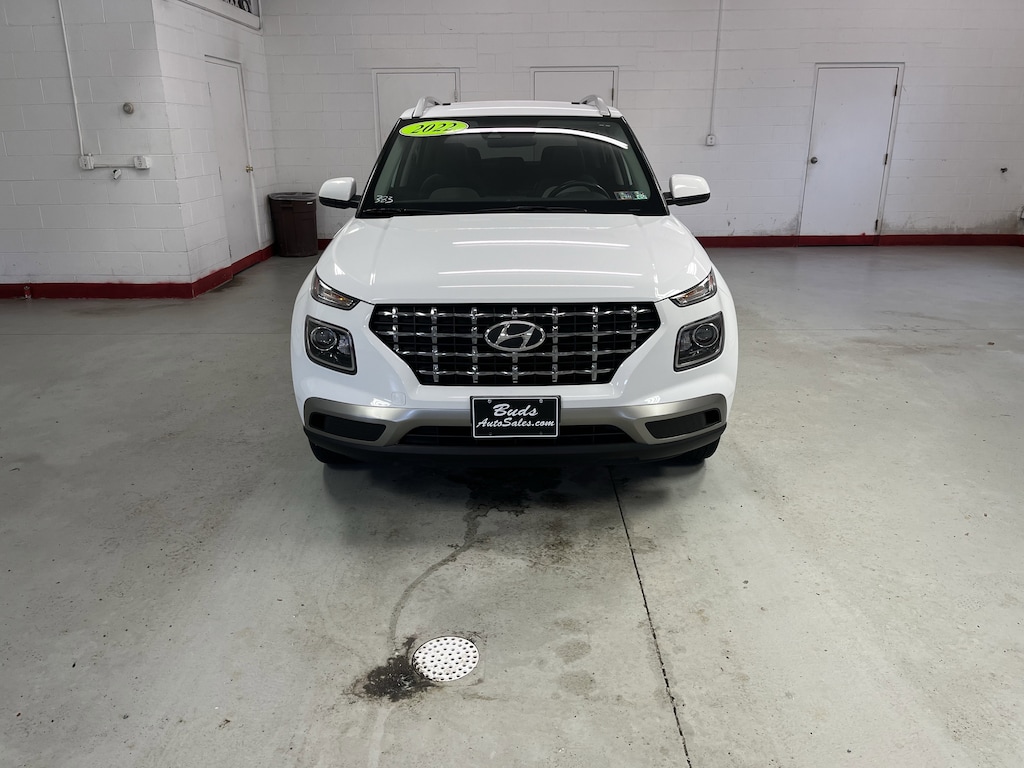 Used 2022 Hyundai Venue SEL SUV